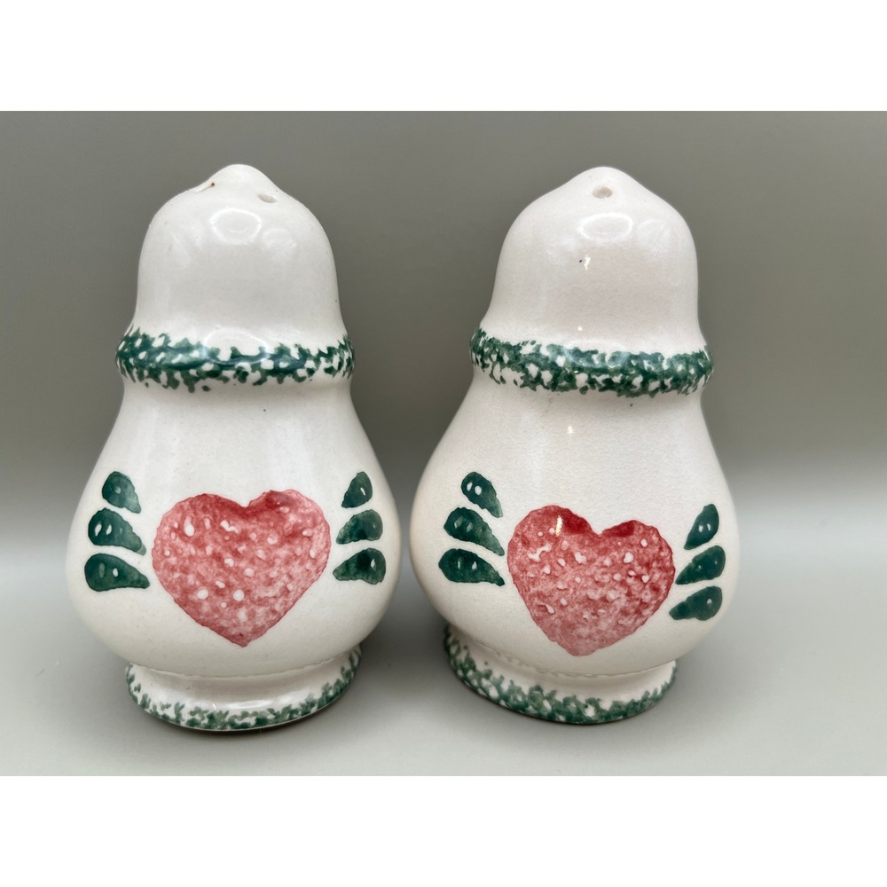 Vtg Ceramic Heart Salt & Pepper‎ Shakers Farmhouse Cream 3.75" Cottagecore
